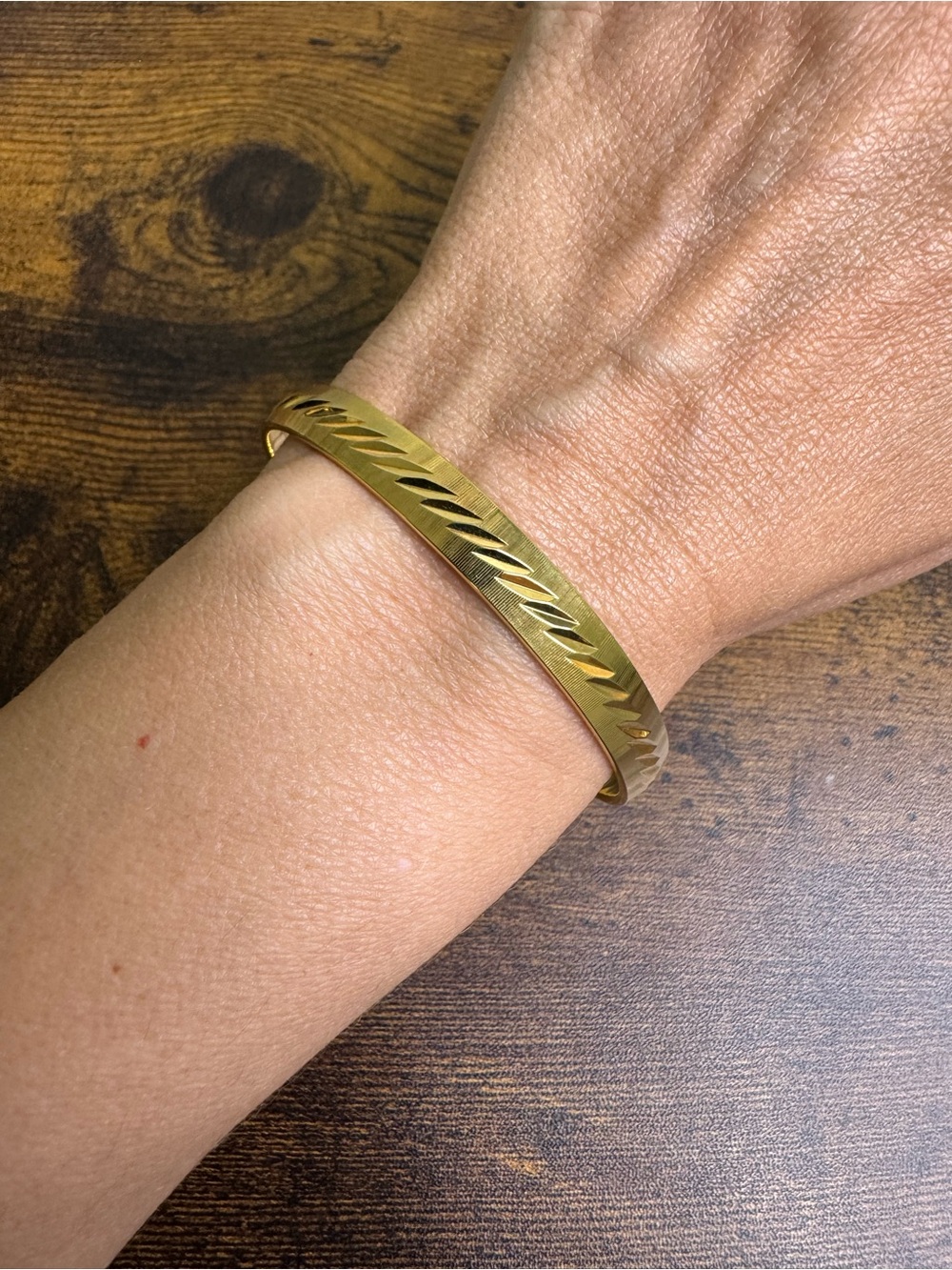 Monet Gold Plated Engraved Etched Bangle Bracelet size M size 8